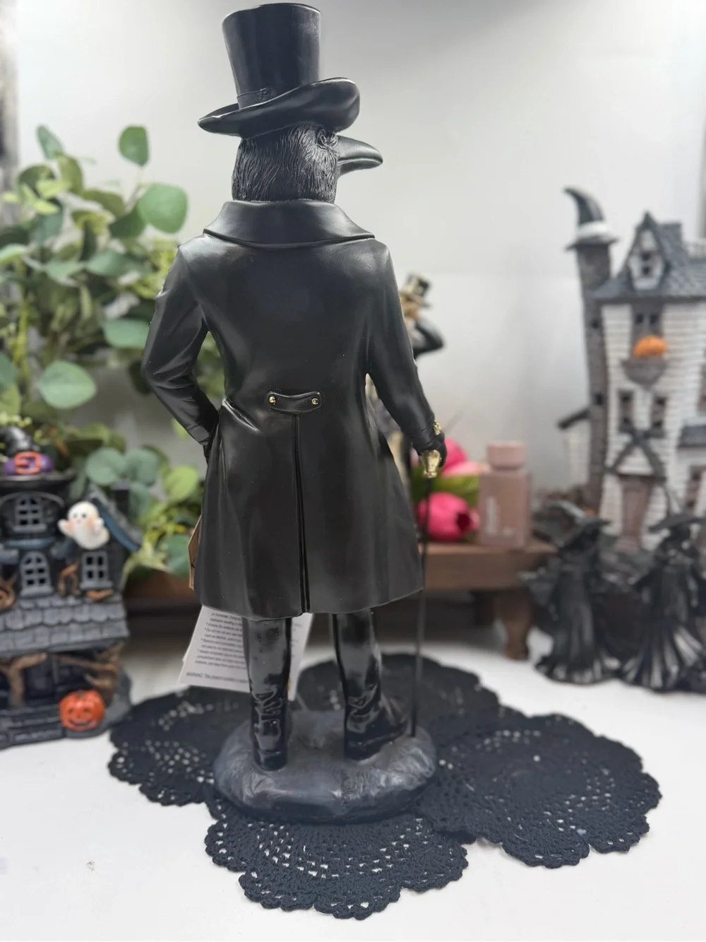 NEW! Hallows Eve male Raven Figurine Crow Dressed in Spooky Vintage Attire HTF